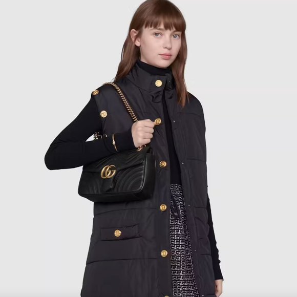 GG Marmont small matelassé shoulder bag - Picture 2 of 11